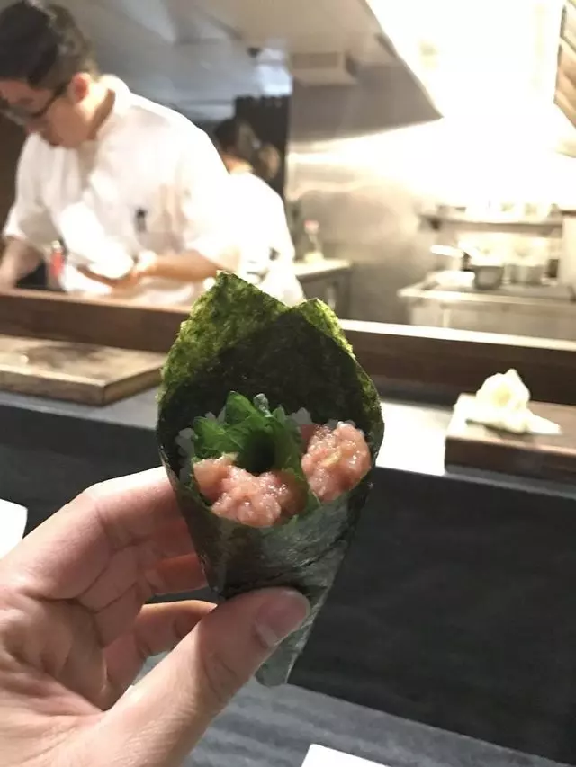Sushi Hon