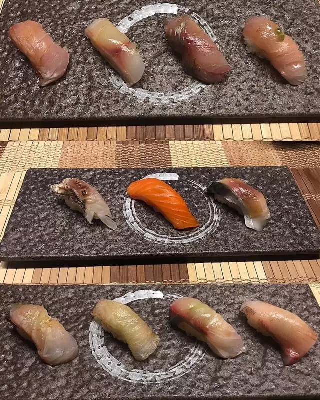 Sushi Hon