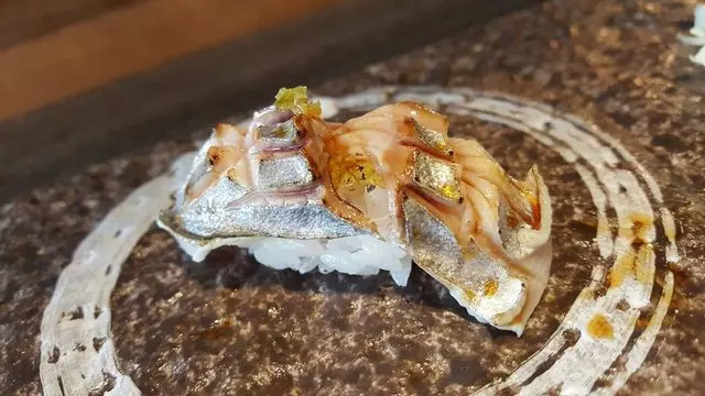 Sushi Hon
