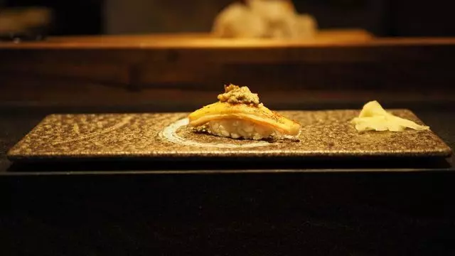 Sushi Hon
