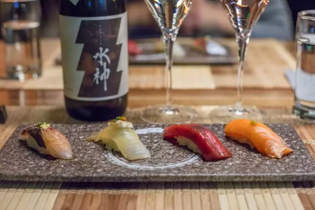 Sushi Hon