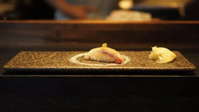 Sushi Hon