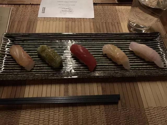 Sushi Hon
