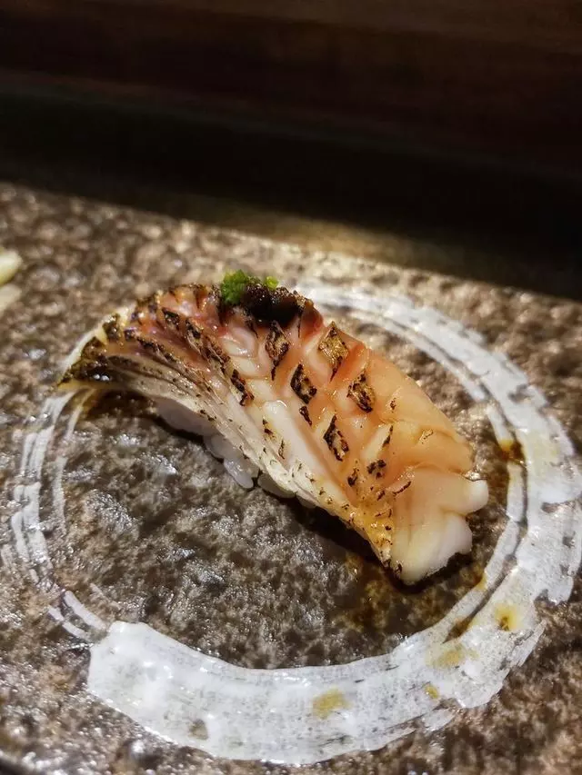 Sushi Hon
