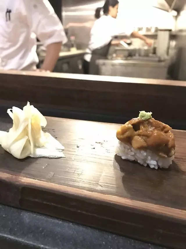 Sushi Hon