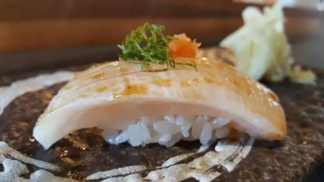 Sushi Hon