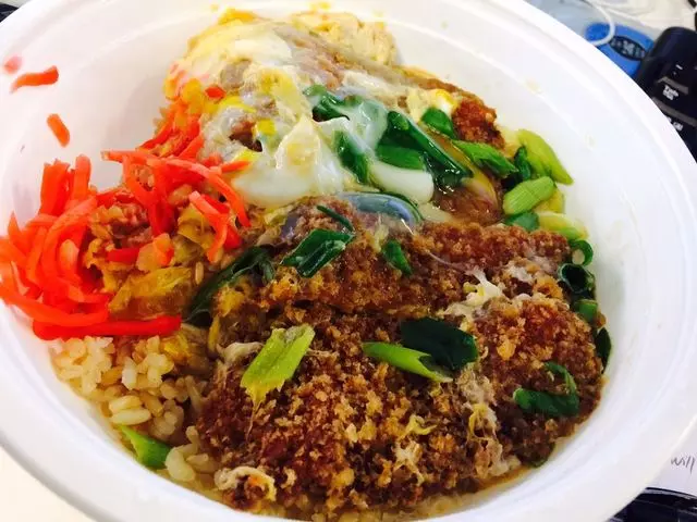 Muracci’s Japanese Curry & Grill
