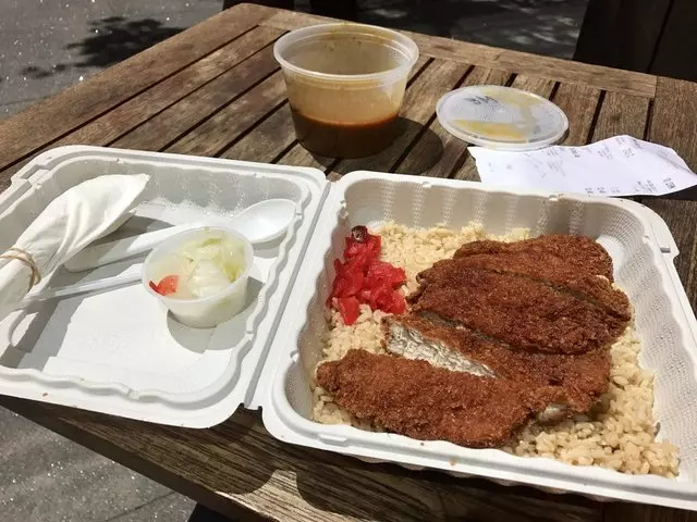 Muracci’s Japanese Curry & Grill