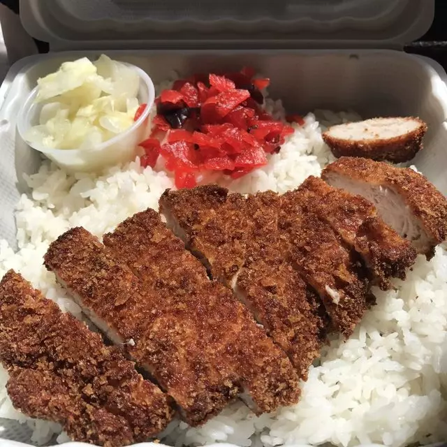 Muracci’s Japanese Curry & Grill