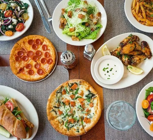 Amici’s East Coast Pizzeria