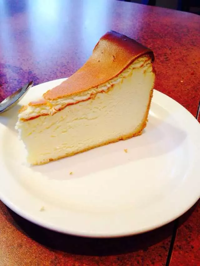 Amici’s East Coast Pizzeria