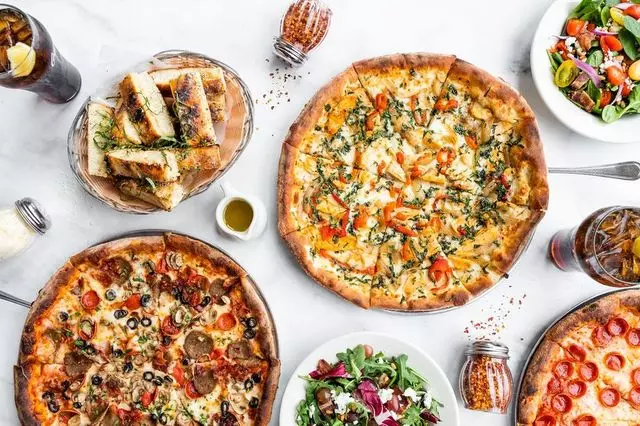 Amici’s East Coast Pizzeria