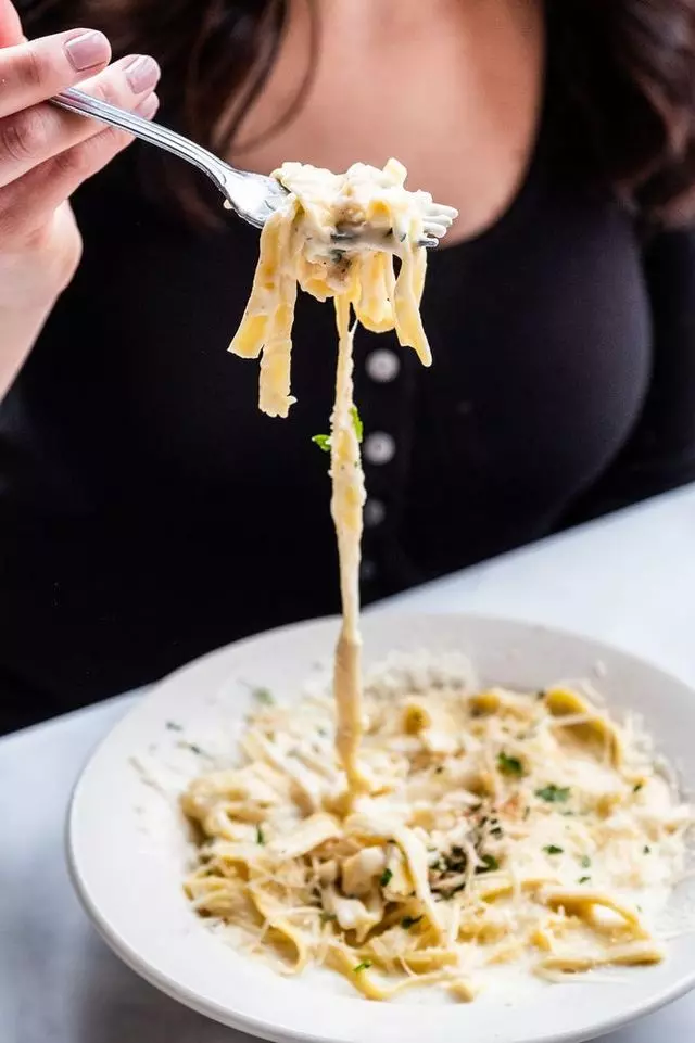 Amici’s East Coast Pizzeria