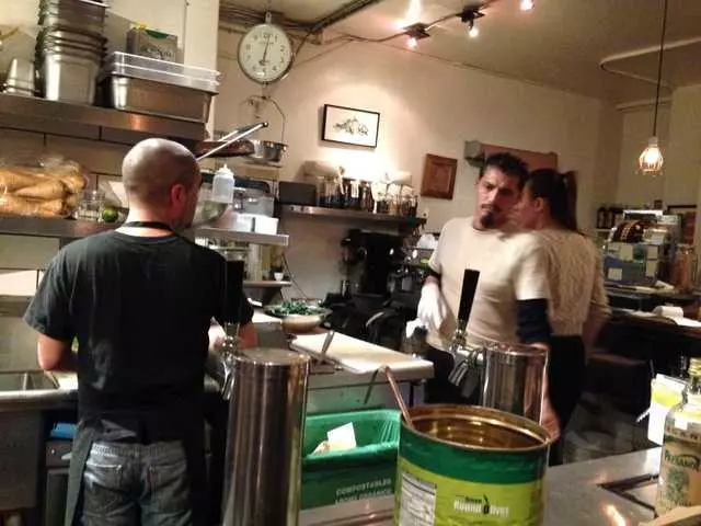 Darwin Cafe