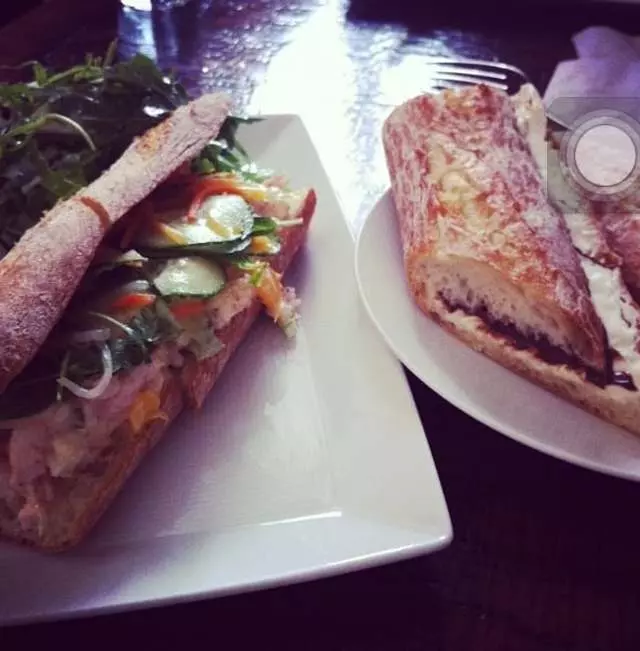 Darwin Cafe