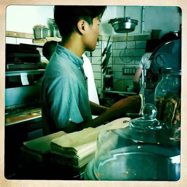 Darwin Cafe