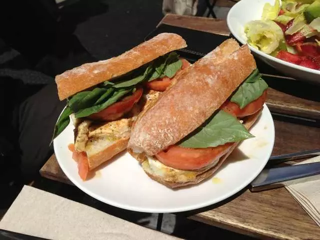Darwin Cafe