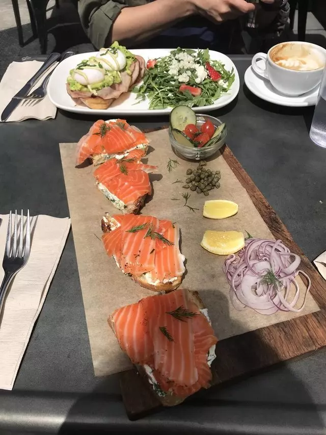 Darwin Cafe
