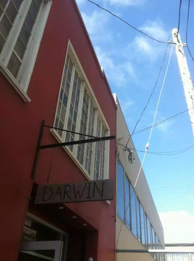 Darwin Cafe