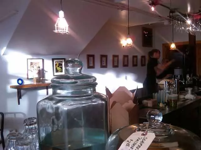 Darwin Cafe