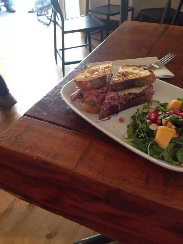 Darwin Cafe