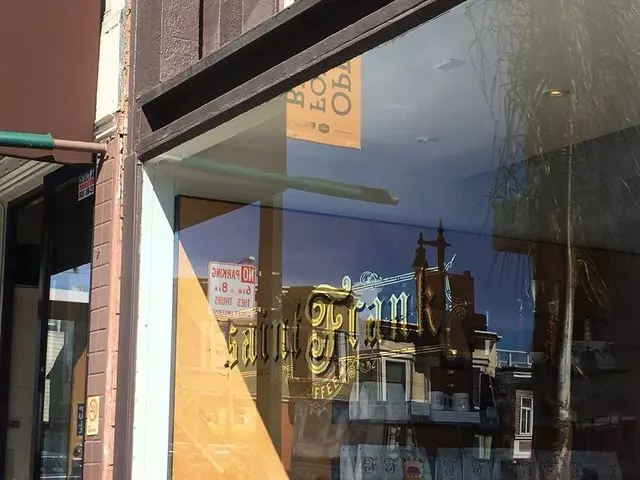 Saint Frank Coffee