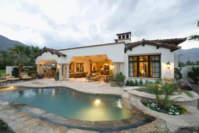 Aura Design Villa