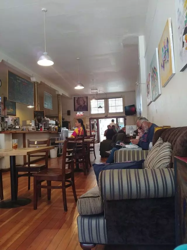Cafe International