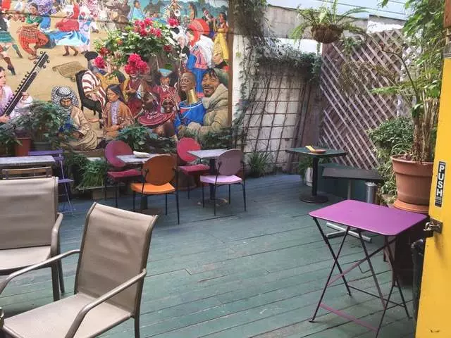Cafe International