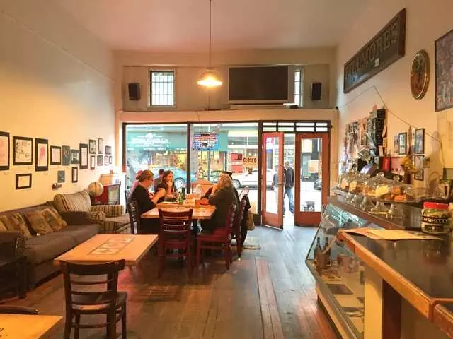 Cafe International