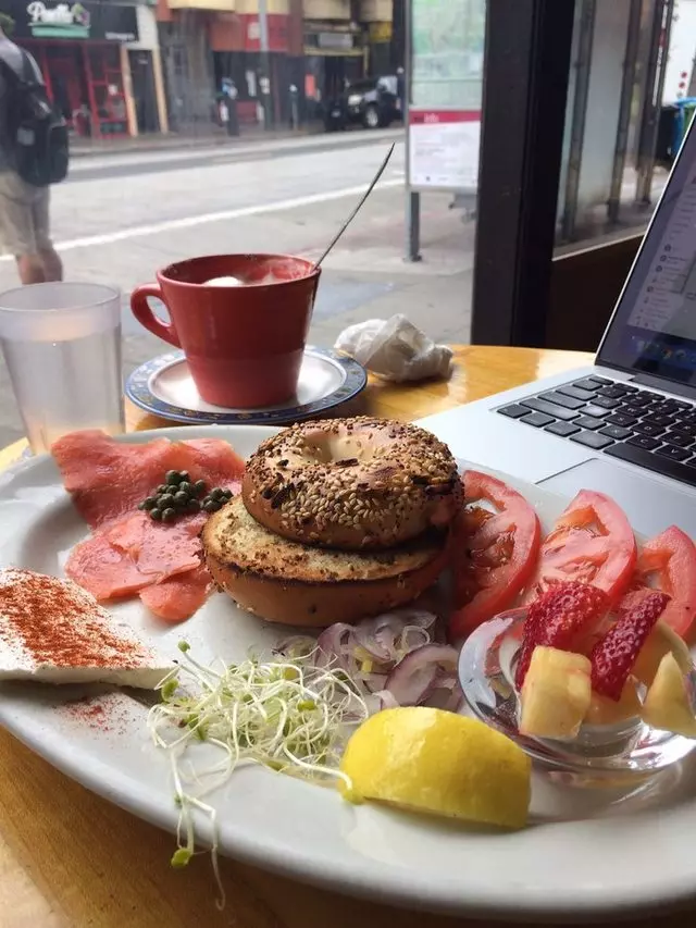 Cafe International