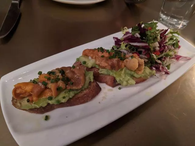 Bar Crudo