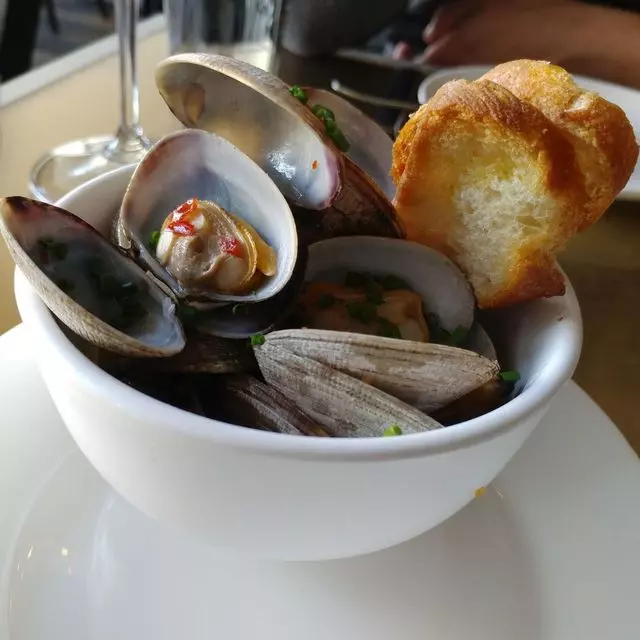 Bar Crudo