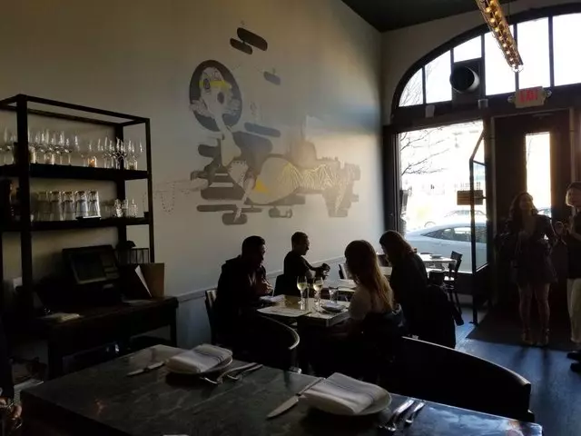 Bar Crudo