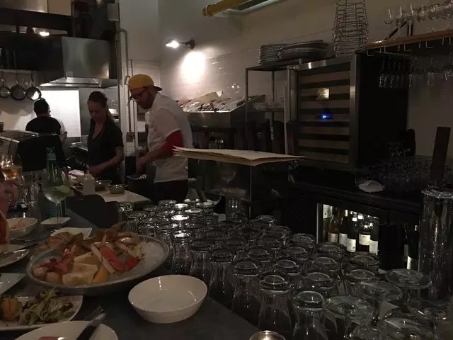 Bar Crudo