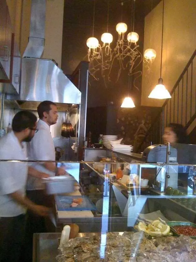 Bar Crudo