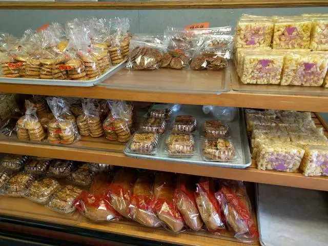 AA Bakery & Cafe