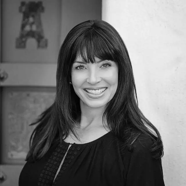 Alicia Sanguinetti - Compass