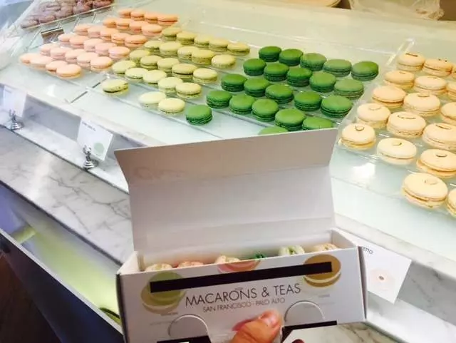 Chantal Guillon Macarons