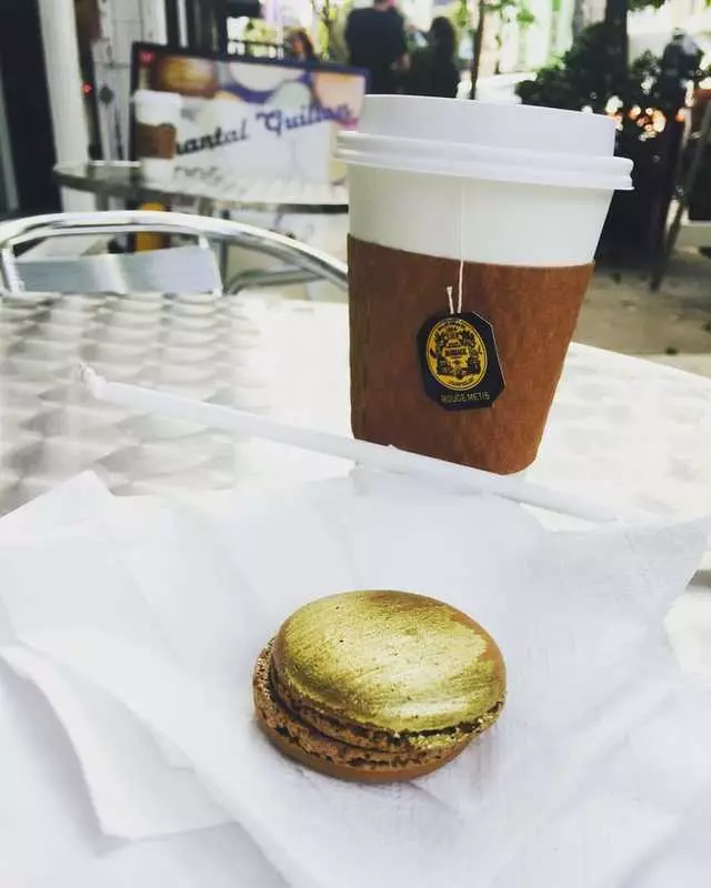 Chantal Guillon Macarons