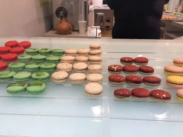 Chantal Guillon Macarons