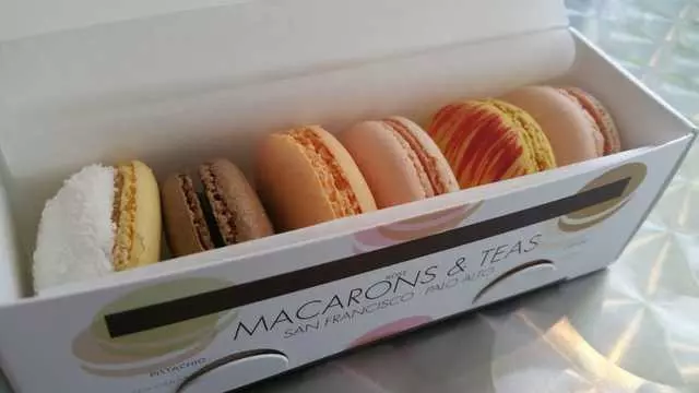 Chantal Guillon Macarons
