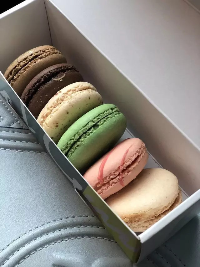 Chantal Guillon Macarons