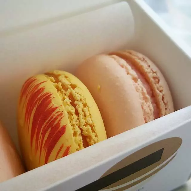 Chantal Guillon Macarons