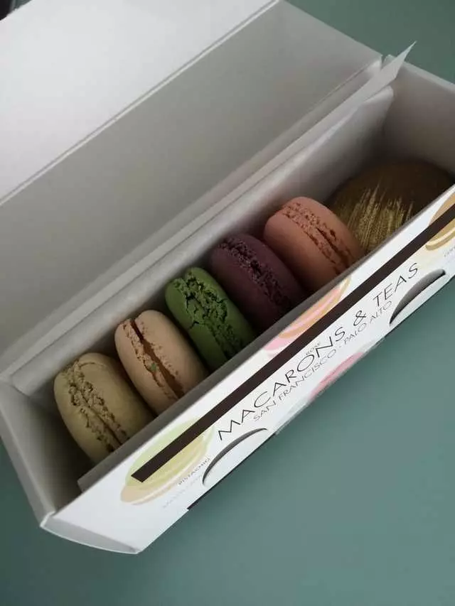 Chantal Guillon Macarons