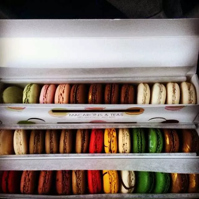 Chantal Guillon Macarons