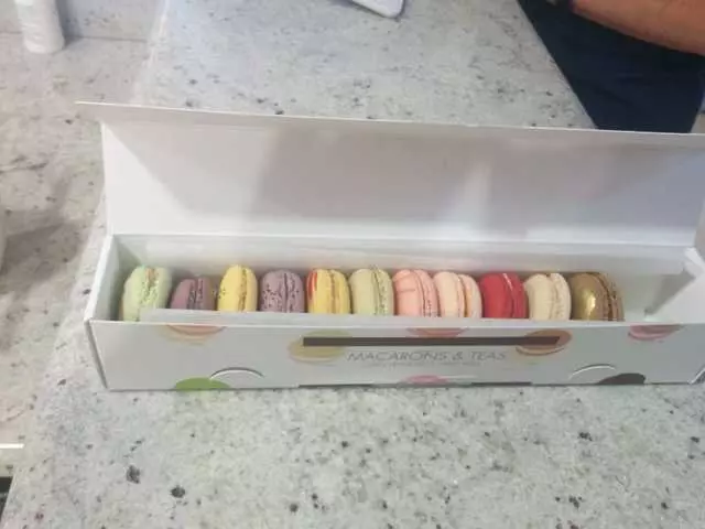 Chantal Guillon Macarons