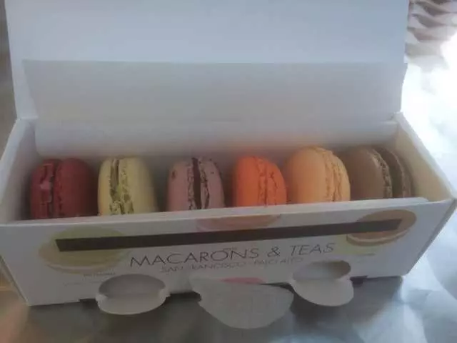 Chantal Guillon Macarons