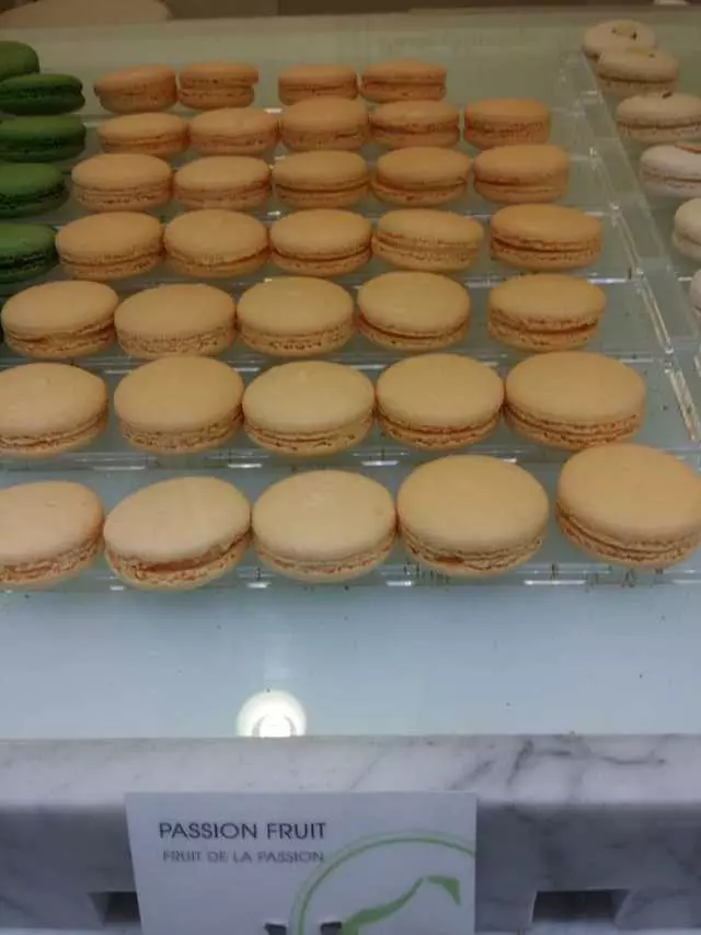 Chantal Guillon Macarons