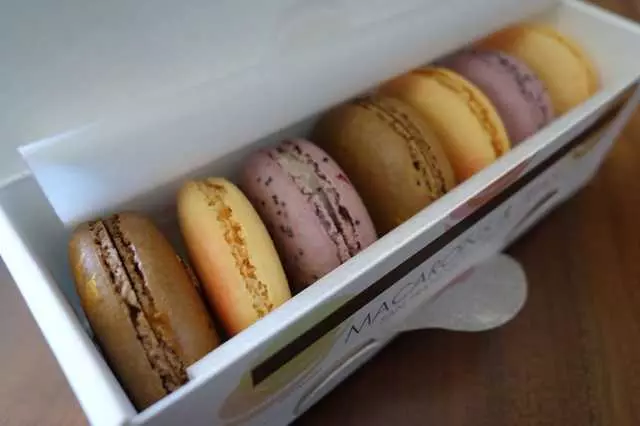 Chantal Guillon Macarons